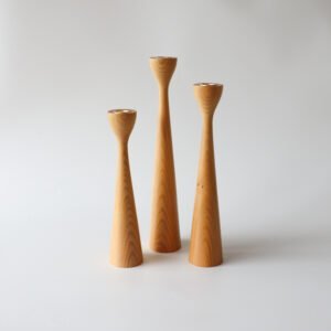 Deense houten kandelaars