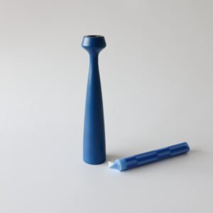 Applicata Lily houten kandelaar blauw