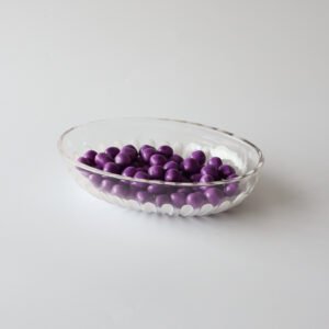 Glazen schaal witte details