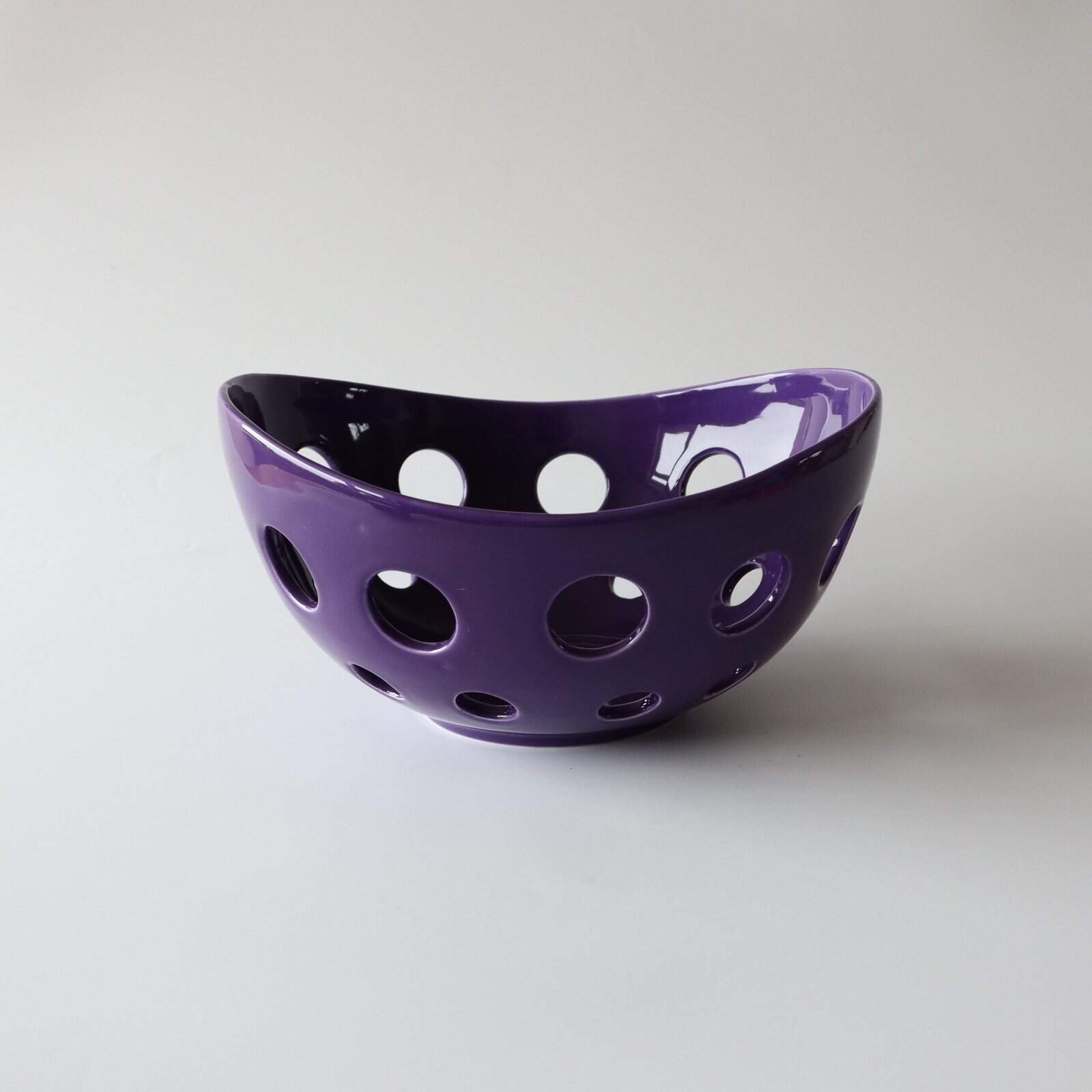 Kähler aardewerk fruitschaal paars