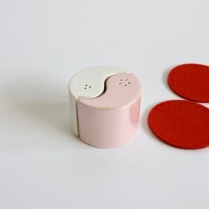 Yin Yang peper- en zoutstel roze parelmoer