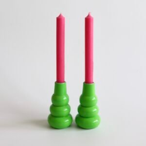 Set van 2 Deense houten kandelaars groen